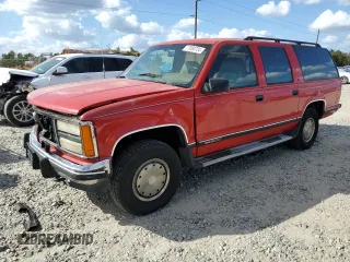 1993 GMC Suburban z VIN 1GKFK16K2PJ718788, wystawiony jako Copart lot #77080724 z przebiegiem 227 320 mil mil oraz Szkoda całkowita • Salvage title. Historia ofert i sprzedaży dostępna na DreamBid. Obrazek 1.