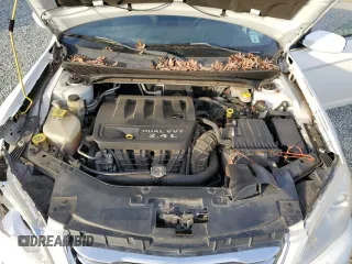 2012 Chrysler 200 LX with VIN 1C3CCBAB1CN117579, listed as a Copart auction lot 81305264 with 224,598 mi miles and Salvage Title. Bid and sale history available at DreamBid. Image 12.