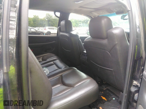 2004 Chevrolet Avalanche z VIN 3GNEK12T94G287439, wystawiony jako IAAI lot #41287388 z przebiegiem 160 689 mil mil oraz . Historia ofert i sprzedaży dostępna na DreamBid. Obrazek 8.