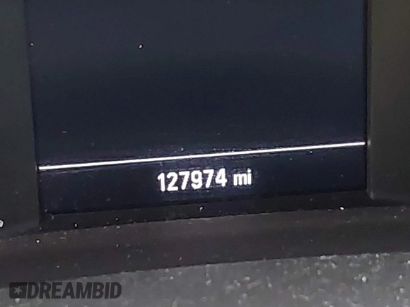 2017 GMC Acadia SLE z VIN 1GKKNKLAXHZ212572, wystawiony jako IAAI lot #42385441 z przebiegiem 127 974 mil mil oraz . Historia ofert i sprzedaży dostępna na DreamBid. Obrazek 7.