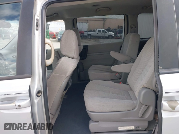 2008 Kia Sedona with VIN KNDMB133086255036, listed as a IAAI auction lot 41923884 with 269,470 mi miles. Bid and sale history available at carsss.com. Image 8.