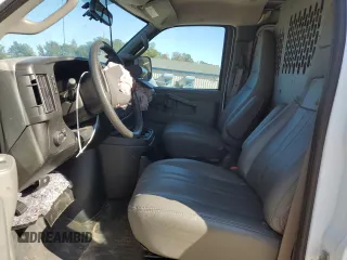 2023 GMC Savana Cargo Van with VIN 1GTW7AFP9P1187775, listed as a Copart auction lot 82986614 with 12,493 mi miles and Salvage Title. Bid and sale history available at carsss.com. Image 7.