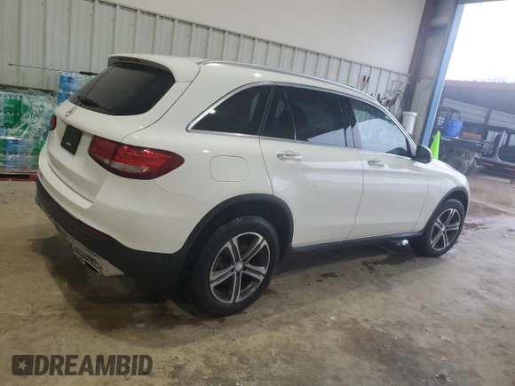2016 Mercedes-Benz GLC 300 with VIN WDC0G4JB0GF054905, listed as a Copart auction lot 61174935 with 109,273 mi miles and Salvage title. Bid and sale history available at DreamBid. Image 3.