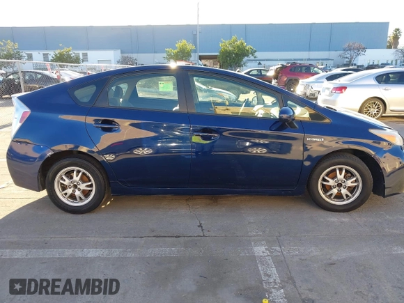 2015 Toyota Prius Four z VIN JTDKN3DU7F1933258, wystawiony jako IAAI lot #41219807 z przebiegiem 257 853 mil mil oraz . Historia ofert i sprzedaży dostępna na DreamBid. Obrazek 13.