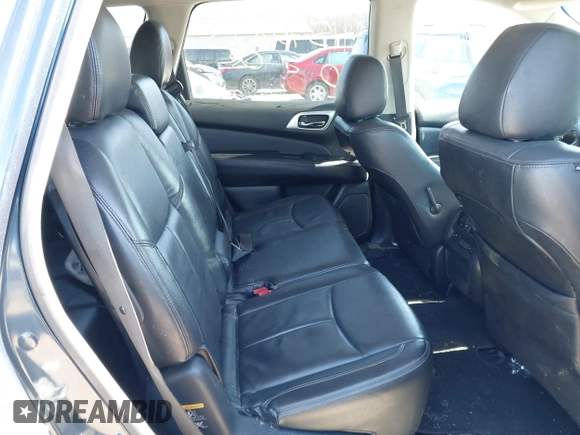 2013 Nissan Pathfinder SV with VIN 5N1AR2MM4DC631921, listed as a IAAI auction lot 41590825 with 140,059 mi miles. Bid and sale history available at carsss.com. Image 8.