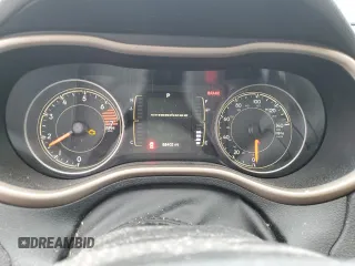 2017 Jeep Cherokee Sport z VIN 1C4PJMAB7HW588619, wystawiony jako Copart lot #55066405 z przebiegiem 88 402 mil mil oraz Czysty tytuł • Clean title. Historia ofert i sprzedaży dostępna na DreamBid. Obrazek 9.