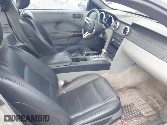 2005 Ford Mustang Deluxe с VIN 1ZVFT80N855139652, выставлен на аукционе IAAI как лот 42479548 с пробегом 289 517 миль миль и . История ставок и продаж доступна на DreamBid. Изображение 5.