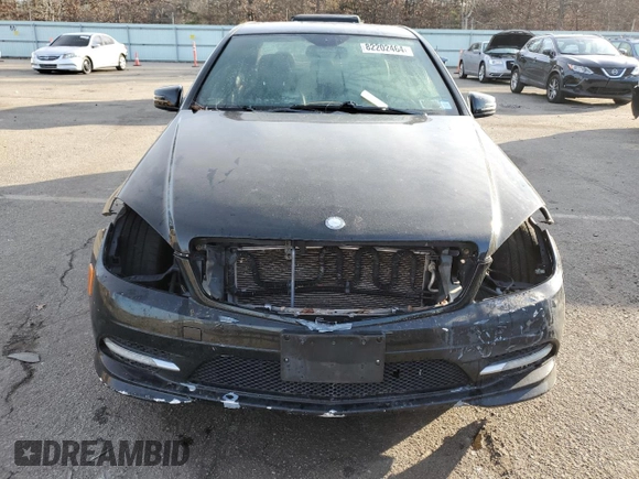 2011 Mercedes-Benz C 300 Sport z VIN WDDGF8BB9BA455409, wystawiony jako Copart lot #82202464 z przebiegiem 160 500 mil mil oraz Szkody całkowita. Historia ofert i sprzedaży dostępna na DreamBid. Obrazek 5.