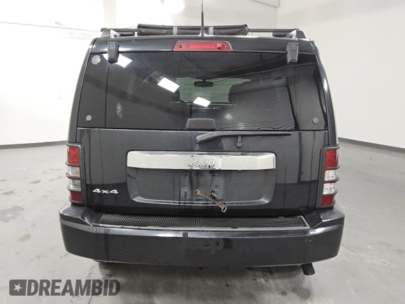 2011 Jeep Liberty Sport 70th Anniversary with VIN 1J4PN2GK5BW558133, listed as a Copart auction lot 52900925 with 119,803 mi miles and Clean Title. Bid and sale history available at DreamBid. Image 6.