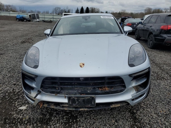 2017 Porsche Macan GTS with VIN WP1AG2A59HLB50414, listed as a Copart auction lot 46910995 with Not Provided miles and Salvage Title. Bid and sale history available at carsss.com. Image 5.