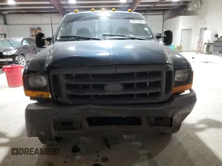 1999 Ford Super Duty F-250 XL with VIN 1FTNF21L9XEA36436, listed as a Copart auction lot 80172084 with 332,835 mi miles and Salvage Title. Bid and sale history available at carsss.com. Image 5.