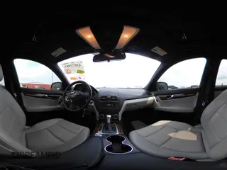 2009 Mercedes-Benz C 300 Sport с VIN WDDGF54XX9R069942, выставлен на аукционе IAAI как лот 42072983 с пробегом 159 064 миль миль и . История ставок и продаж доступна на DreamBid. Изображение 18.