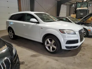 2014 Audi Q7 3.0T S line Prestige with VIN WA1DGBFE9ED005641, listed as a Copart auction lot 71925294 with 94,756 mi miles and Clean Title. Bid and sale history available at carsss.com. Image 4.