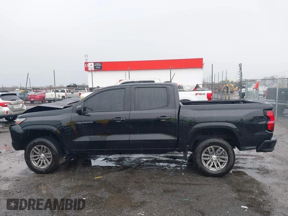 2024 Chevrolet Colorado 2WD LT with VIN 1GCGSCEC6R1172215, listed as a IAAI auction lot 41717428 with 24,966 mi miles. Bid and sale history available at carsss.com. Image 14.