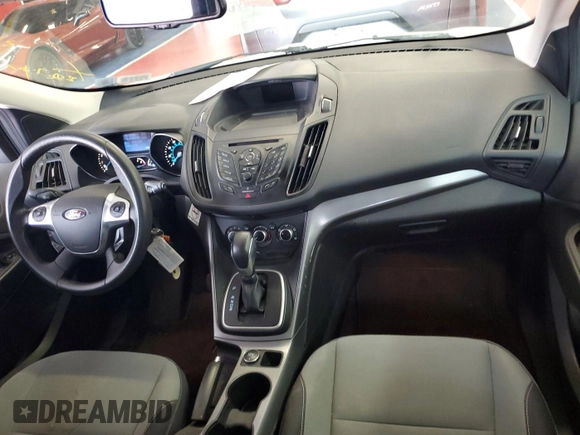 2013 Ford Escape SE with VIN 1FMCU9G92DUD72105, listed as a IAAI auction lot 42731657 with 213,477 mi miles and . Bid and sale history available at DreamBid. Image 4.
