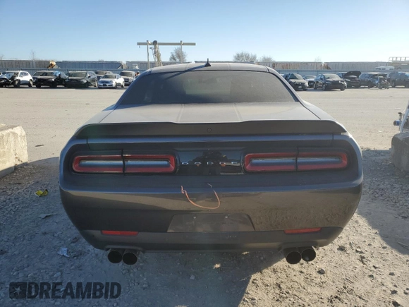 2017 Dodge Challenger SXT z VIN 2C3CDZAG0HH639976, wystawiony jako Copart lot #83611054 z przebiegiem 67 338 mil mil oraz Szkoda całkowita • Salvage title. Historia ofert i sprzedaży dostępna na DreamBid. Obrazek 6.