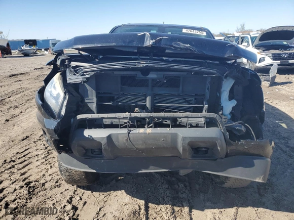 2015 Chevrolet Colorado 4WD LT with VIN 1GCGTBE37F1192203, listed as a Copart auction lot 47643255 with 114,396 mi miles and Salvage Title. Bid and sale history available at carsss.com. Image 5.