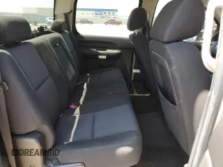 2010 Chevrolet Silverado 1500 LT with VIN 3GCRKSE36AG239209, listed as a Copart auction lot 56924965 with 218,916 mi miles and Clean Title. Bid and sale history available at DreamBid. Image 10.