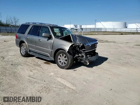 2003 Lincoln Navigator Luxury z VIN 5LMFU28RX3LJ26844, wystawiony jako Copart lot #56039125 z przebiegiem 134 224 mil mil oraz Nie do naprawy • Non repairable. Historia ofert i sprzedaży dostępna na DreamBid. Obrazek 14.
