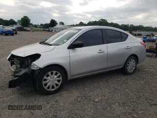 2016 Nissan Versa SV z VIN 3N1CN7AP4GL834159, wystawiony jako Copart lot #62501025 z przebiegiem 106 761 mil mil oraz Szkoda całkowita • Salvage title. Historia ofert i sprzedaży dostępna na DreamBid. Obrazek 1.