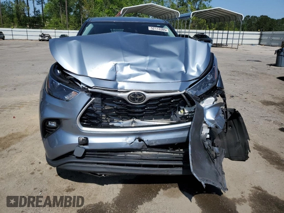 2022 Toyota Highlander LE z VIN 5TDBZRBH2NS207659, wystawiony jako Copart lot #52113385 z przebiegiem 31 700 mil mil oraz Szkoda całkowita • Salvage title. Historia ofert i sprzedaży dostępna na DreamBid. Obrazek 11.