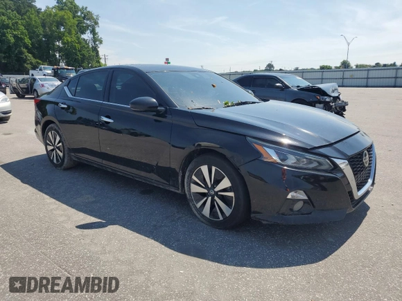 2019 Nissan Altima SV with VIN 1N4BL4DV6KC148562, listed as a Copart auction lot 63476355 with 212,820 mi miles and Clean title. Bid and sale history available at DreamBid. Image 4.
