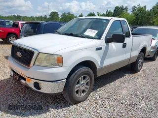 2008 Ford F-150 XL z VIN 1FTRF14V38KD20835, wystawiony jako IAAI lot #42292426 z przebiegiem 2 430 165 mil mil oraz . Historia ofert i sprzedaży dostępna na DreamBid. Obrazek 2.