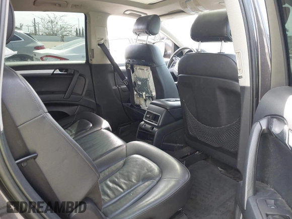 2008 Audi Q7 3.6L with VIN WA1AY74L18D003210, listed as a IAAI auction lot 41770931 with 162,360 mi miles. Bid and sale history available at carsss.com. Image 8.