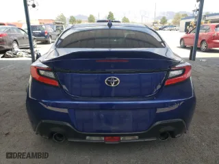 2023 Toyota GR86 Premium with VIN JF1ZNBE18P9750571, listed as a Copart auction lot 64819524 with 17,712 mi miles and Salvage Title. Bid and sale history available at carsss.com. Image 6.