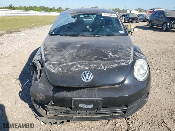 2012 Volkswagen Beetle 2.5L PZEV with VIN 3VWJP7ATXCM627644, listed as a Copart auction lot 73436334 with 97,039 mi miles and Salvage Title. Bid and sale history available at carsss.com. Image 5.