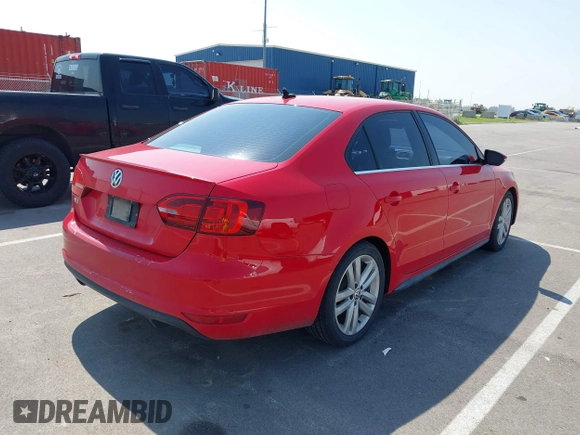 2013 Volkswagen Jetta GLI Autobahn z VIN 3VW4A7AJ8DM223742, wystawiony jako IAAI lot #42466962 z przebiegiem 111 407 mil mil oraz . Historia ofert i sprzedaży dostępna na DreamBid. Obrazek 4.