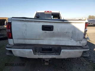 2019 GMC Sierra 3500HD Denali z VIN 1GT42WEY4KF241556, wystawiony jako Copart lot #42368875 z przebiegiem Nie podano mil oraz Szkody całkowita. Historia ofert i sprzedaży dostępna na DreamBid. Obrazek 6.