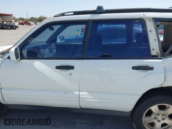 2001 Subaru Forester S w/Premium Pkg with VIN JF1SF65651H712410, listed as a IAAI auction lot 41782201 with 148,966 mi miles. Bid and sale history available at carsss.com. Image 15.