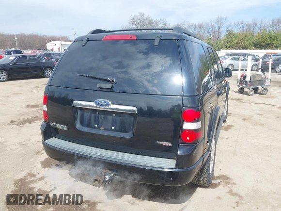 2007 Ford Explorer XLT with VIN 1FMEU73E77UA90692, listed as a IAAI auction lot 41869209 with Not Provided miles. Bid and sale history available at carsss.com. Image 4.