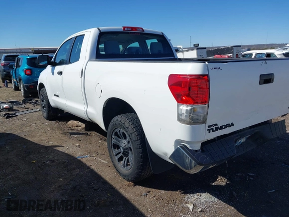2010 Toyota Tundra 4WD Truck with VIN 5TFUM5F17AX010617, listed as a IAAI auction lot 41632318 with 363,446 mi miles. Bid and sale history available at carsss.com. Image 3.