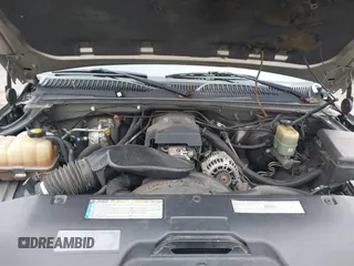 2000 Chevrolet Silverado 1500 with VIN 2GCEC19V8Y1302122, listed as a IAAI auction lot 41492913 with 1 mi miles. Bid and sale history available at carsss.com. Image 10.