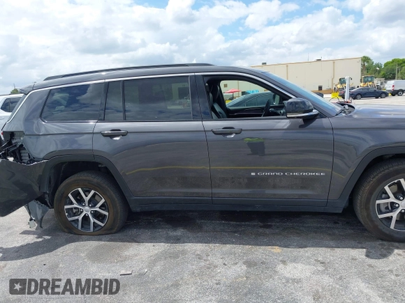 2024 Jeep Grand Cherokee Limited with VIN 1C4RJKBG7R8602211, listed as a IAAI auction lot 42182703 with 14,988 mi miles and . Bid and sale history available at DreamBid. Image 13.