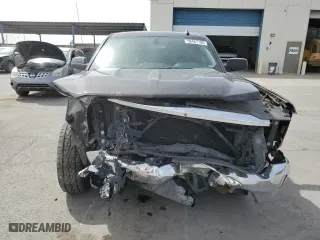 2018 Chevrolet Silverado 1500 LT with VIN 1GCVKREH2JZ272484, listed as a Copart auction lot 50467195 with 92,732 mi miles and Salvage Title. Bid and sale history available at carsss.com. Image 5.