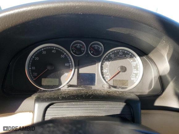 2003 Volkswagen Passat GLX with VIN WVWRH63B93P275619, listed as a Copart auction lot 87664845 with 0 mi miles and Non Repairable. Bid and sale history available at carsss.com. Image 9.