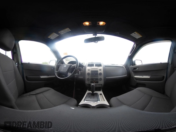 2011 Ford Escape XLT with VIN 1FMCU9DG8BKA61208, listed as a IAAI auction lot 42513500 with 86,802 mi miles and . Bid and sale history available at DreamBid. Image 18.