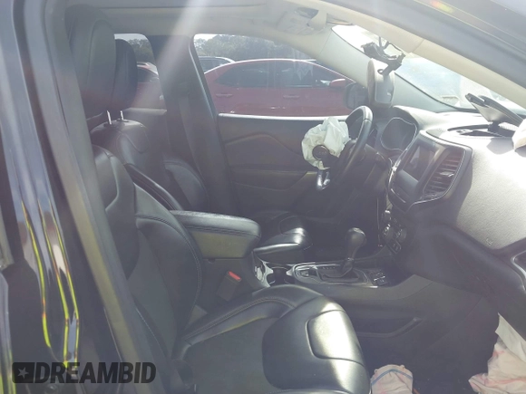 2019 Jeep Cherokee Latitude Plus with VIN 1C4PJLLN6KD172128, listed as a IAAI auction lot 42074740 with 106,953 mi miles and . Bid and sale history available at DreamBid. Image 5.