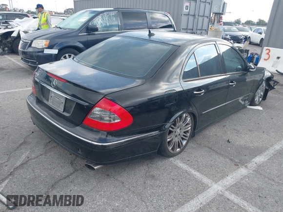 2007 Mercedes-Benz E 550 Sport with VIN WDBUF72X07A982649, listed as a IAAI auction lot 42125131 with Not provided miles and . Bid and sale history available at DreamBid. Image 4.