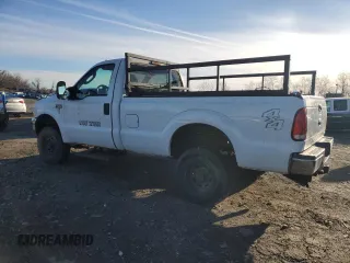 2004 Ford F-250 XL with VIN 1FTNF21L24EB36308, listed as a Copart auction lot 84531944 with Not provided miles and Clean title. Bid and sale history available at DreamBid. Image 2.