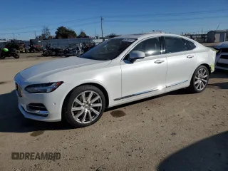 2017 Volvo S90 Inscription with VIN YV1A22ML1H1011409, listed as a Copart auction lot 86166104 with 69,344 mi miles and Salvage Title. Bid and sale history available at carsss.com. Image 1.