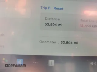 2023 Tesla Model 3 z VIN 5YJ3E1EA7PF668511, wystawiony jako Copart lot #51055725 z przebiegiem 53 594 mil mil oraz Szkoda całkowita • Salvage title. Historia ofert i sprzedaży dostępna na DreamBid. Obrazek 9.