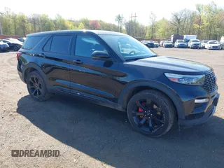2021 Ford Explorer ST z VIN 1FM5K8GC7MGB27416, wystawiony jako IAAI lot #42118046 z przebiegiem 49 235 mil mil oraz . Historia ofert i sprzedaży dostępna na DreamBid. Obrazek 1.