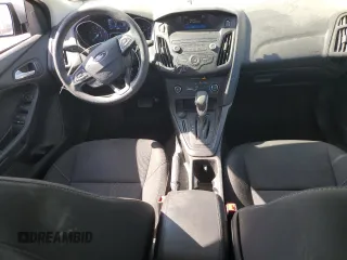 2018 Ford Focus SE z VIN 1FADP3F29JL206110, wystawiony jako Copart lot #53953515 z przebiegiem 80 841 mil mil oraz Szkoda całkowita • Salvage title. Historia ofert i sprzedaży dostępna na DreamBid. Obrazek 8.