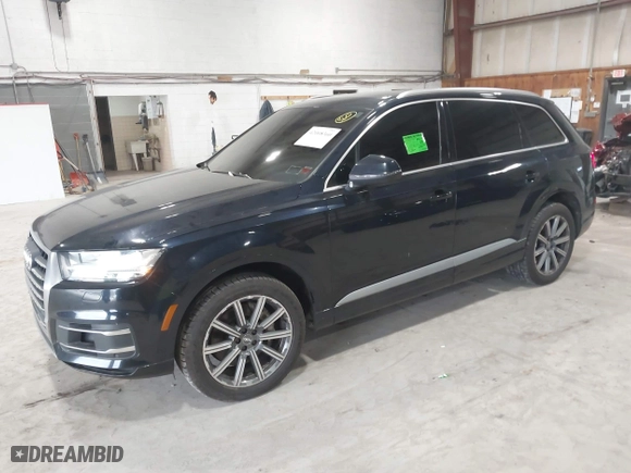2017 Audi Q7 Premium Plus with VIN WA1LAAF74HD053058, listed as a IAAI auction lot 42008360 with 210,228 mi miles. Bid and sale history available at carsss.com. Image 2.