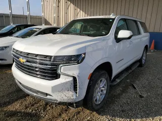 2024 Chevrolet Suburban LT with VIN 1GNSKCKD0RR236944, listed as a Copart auction lot 43757175 with 41,873 mi miles and Clean Title. Bid and sale history available at carsss.com. Image 1.