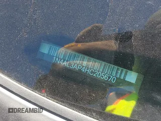 2017 Nissan Altima SR z VIN 1N4AL3AP4HC205670, wystawiony jako IAAI lot #41613157 z przebiegiem 153 600 mil mil oraz . Historia ofert i sprzedaży dostępna na DreamBid. Obrazek 17.